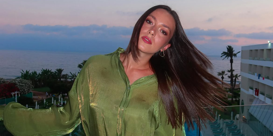 Βρήκαμε το trendy μαγιό που φόρεσε η Σκίτσκο στο Μπαλί και είναι Ελληνίδας σχεδιάστριας