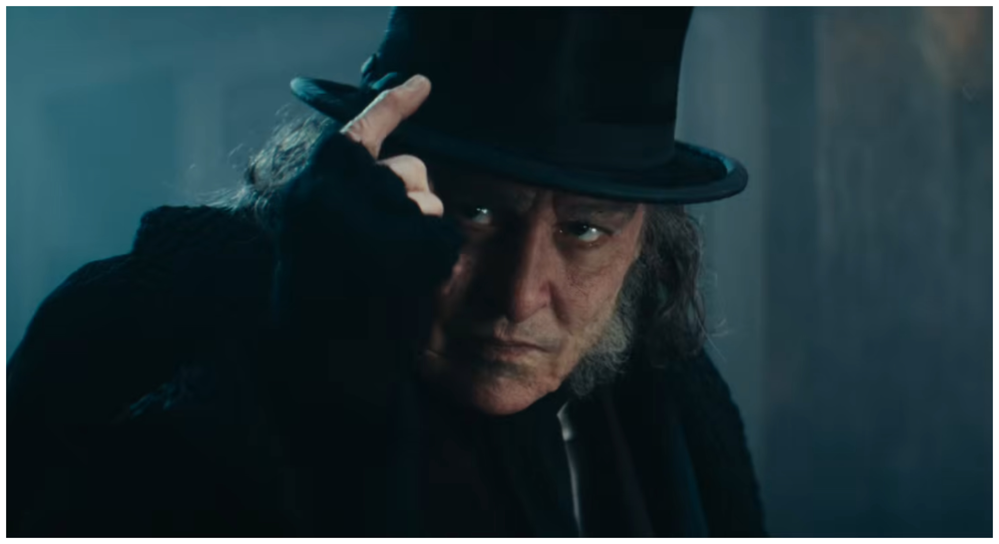 Αγνώριστος ο Johnny Depp ως Σκρουτζ στο πρώτο τρέιλερ του «Ebenezer»