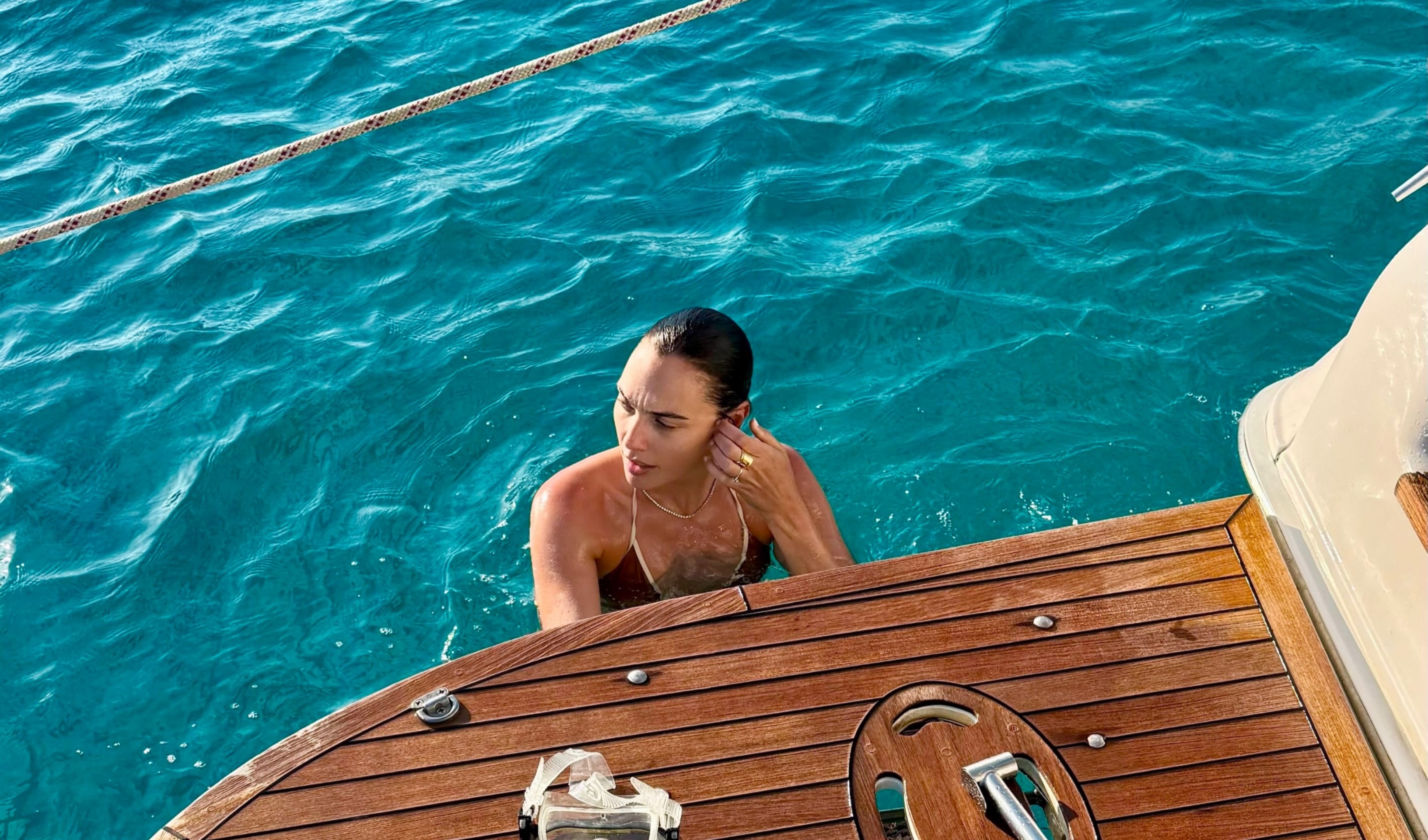 Η Gal Gadot απολαμβάνει τις διακοπές της στην Κύπρο