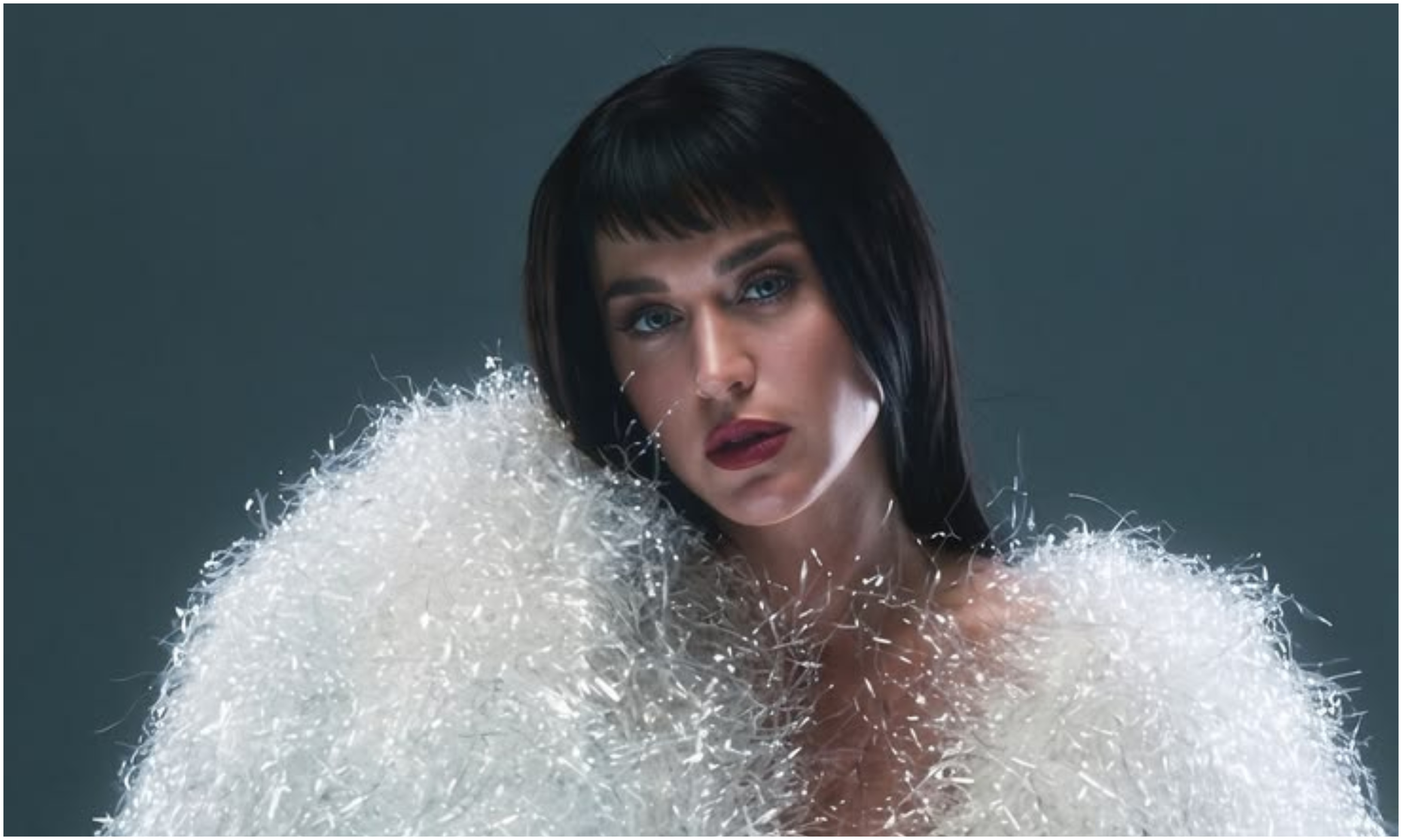 Katy Perry: Tα νέα στιγμιότυπα από το πρόσφατο ταξίδι της στο «νησί των Ανέμων»