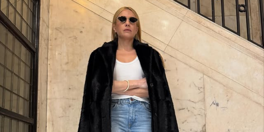 Ουρανία Χατζημιχαήλ: Φόρεσε το μαντήλι με τον πιο trendy τρόπο, και όχι, δεν ήταν στα μαλλιά