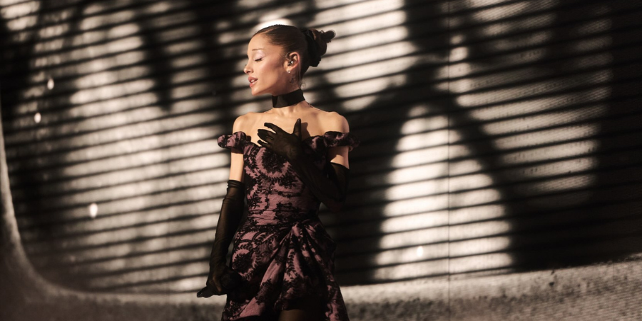 Η Ariana Grande αποσύρεται προσωρινά από τα φώτα της δημοσιότητας