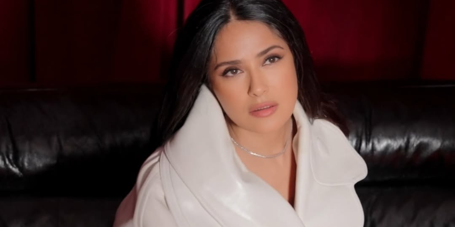 Salma Hayek: Οι πρώτες τρυφερές εικόνες με τον εγγονό της και το χαϊδευτικό που του έδωσε