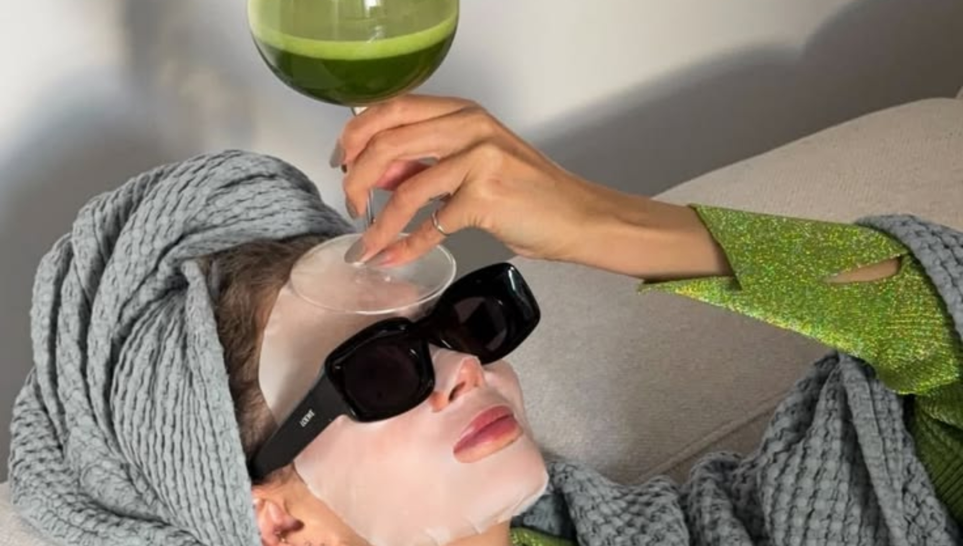 Το beauty mistakes που μπορoύν να κάνουν το πρόσωπό μας να δείχνει πιο κουρασμένο