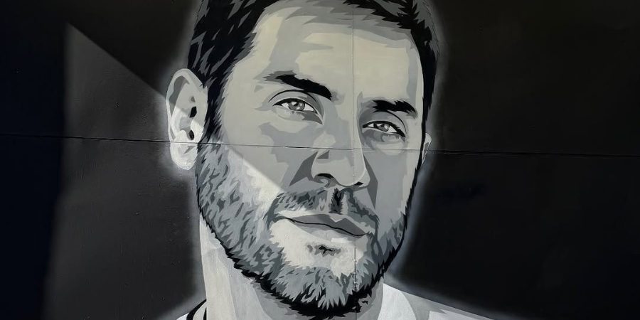 Γιώργος Μαζωνάκης: Έγινε graffiti στη Θεσσαλονίκη – Το εντυπωσιακό mural στη μνήμη του