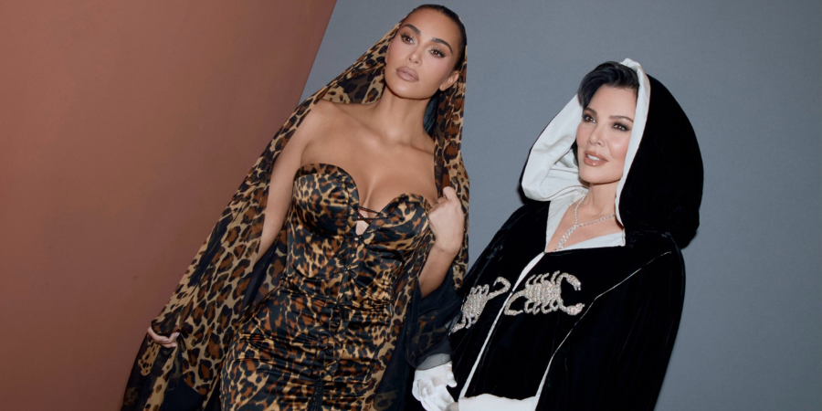 Kris Jenner: Φόρεσε την ιστορική κάπα που είχε φορέσει η Elizabeth Taylor σε πάρτι της Grace Kelly