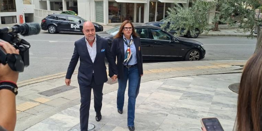 Γαλάτεια Παμπορίδη: Με σακάκι Ralph Lauren στο πλευρό του Γιώργου Παμπορίδη – Το chic preppy look που ξεχωρίσαμε