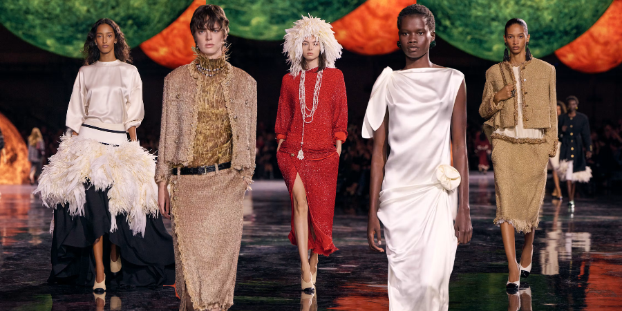 Paris Fashion Week: Τα highlights που έχουν κλέψει την παράσταση μέχρι στιγμής