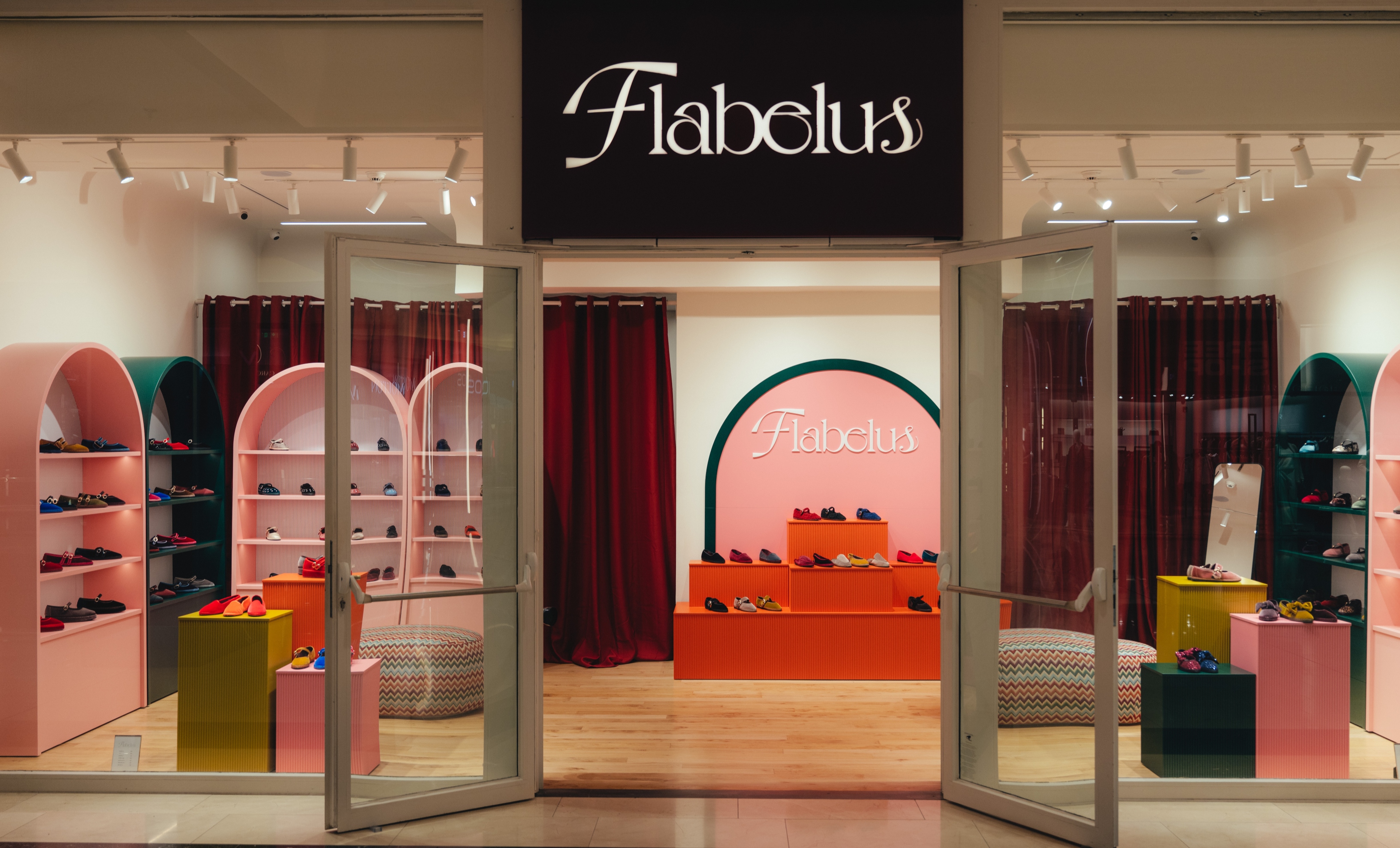 Flabelus Αθήνα: Γιορτή εγκαινίων για το pop-up στο Golden Hall