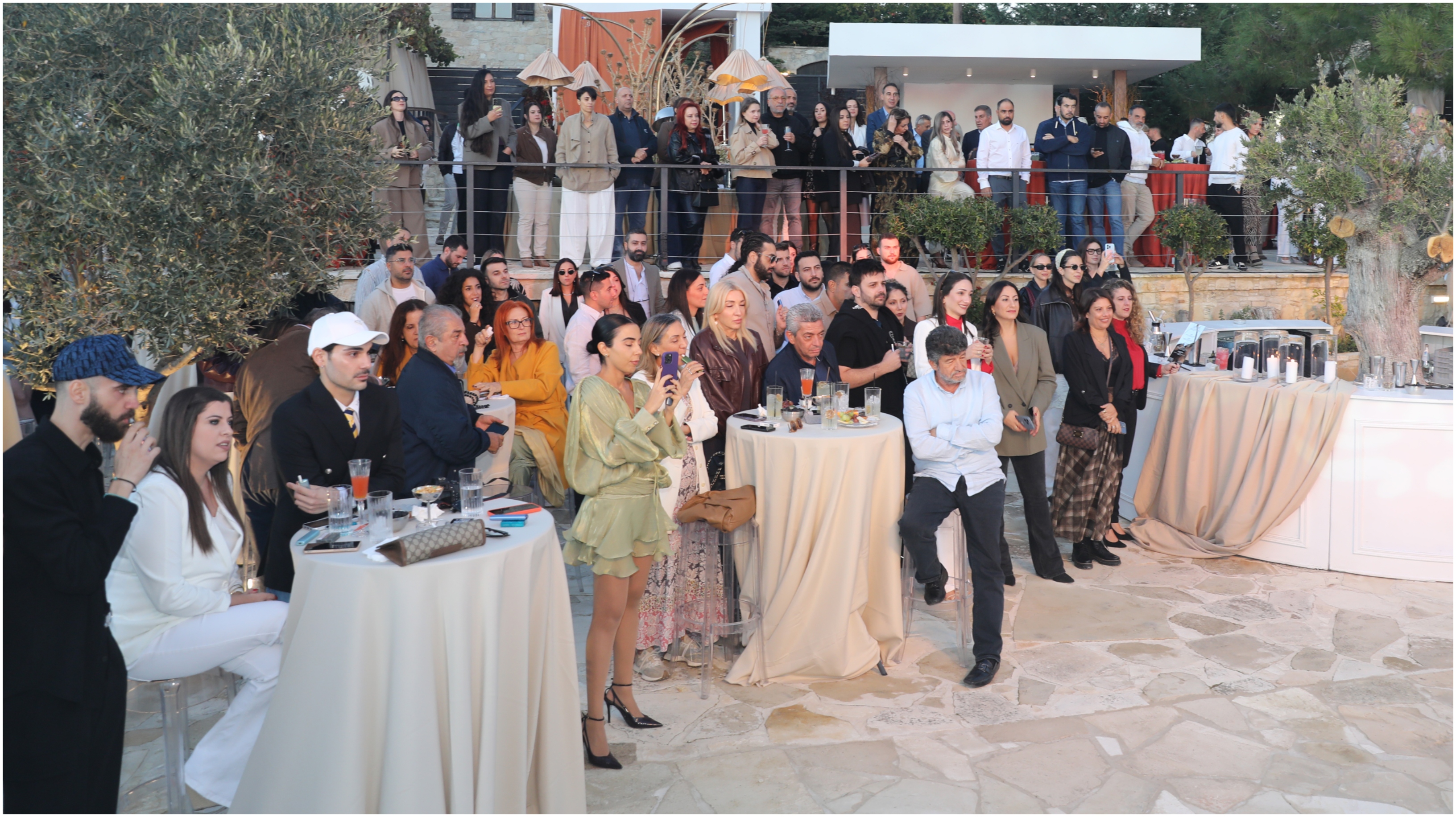 Μια αέρινη, λαμπερή βραδιά στο LITHEA Venue 