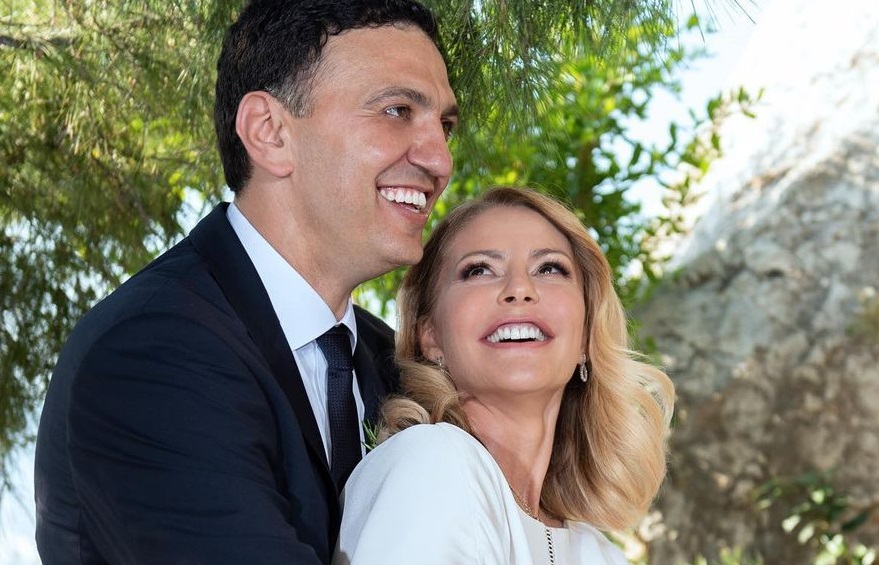 Τζένη Μπαλατσινού – Βασίλης Κικίλιας: Τα νέα στιγμιότυπα από τις Χριστουγεννιάτικες διακοπές τους
