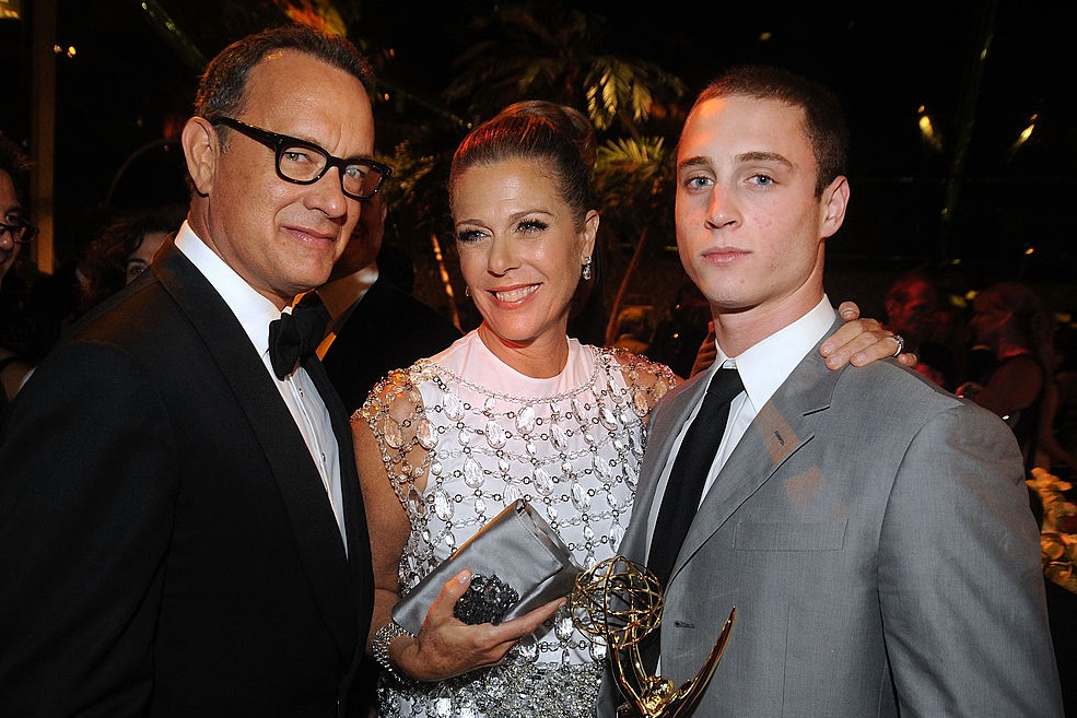 Chet Hanks: Ο γιος του Tom Hanks και της Rita Wilson εξομολογείται – “Δεν είχα ισχυρό αντρικό πρότυπο μεγαλώνοντας”