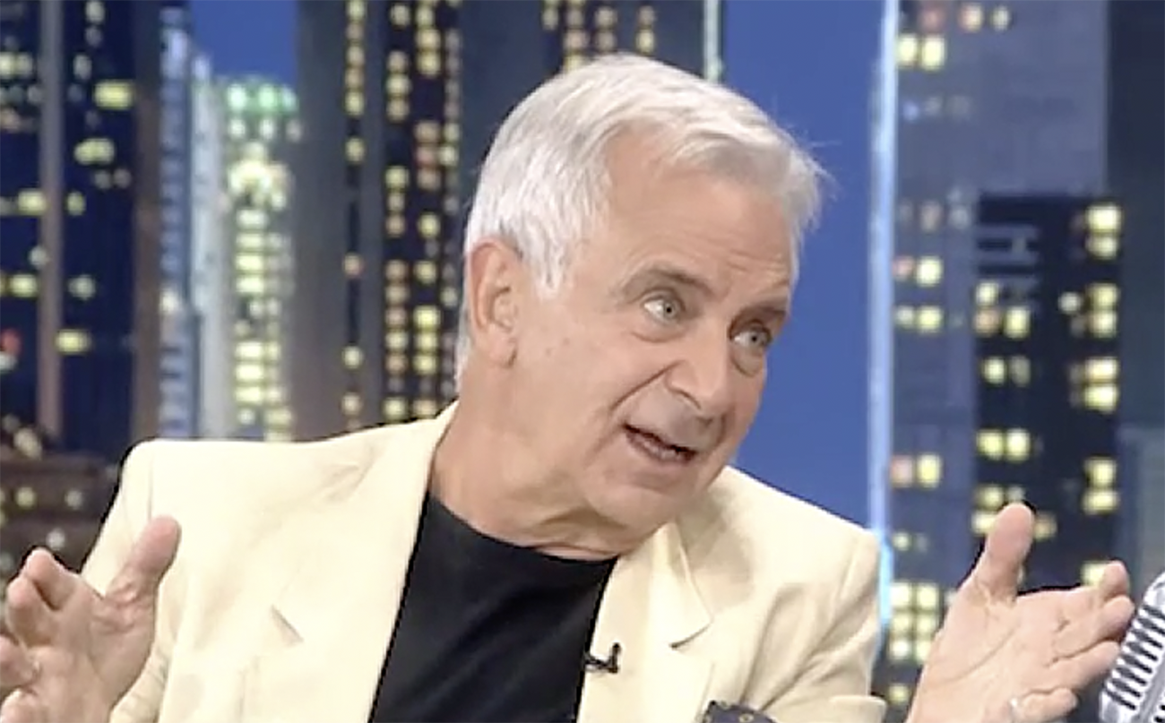 Αλέξανδρος Αντωνόπουλος: Η σπάνια φωτογραφία με τη γιαγιά του Κατίνα Παξινού και την Αλίκη Βουγιουκλάκη