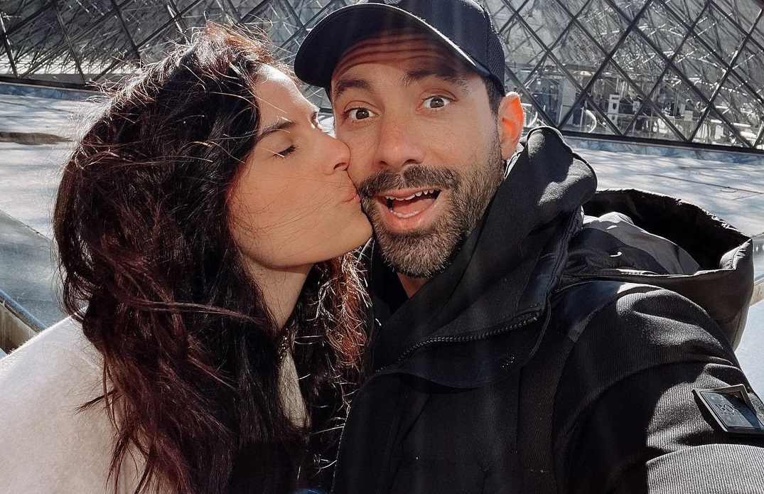 Χριστίνα Μπόμπα – Σάκης Τανιμανίδης: Οι νέες φωτογραφίες από το ρομαντικό ταξίδι τους στο Παρίσι