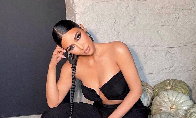 Kim Kardashian: Κυκλοφορεί την πρώτη της ανδρική συλλογή με διάσημους αθλητές στην καμπάνια