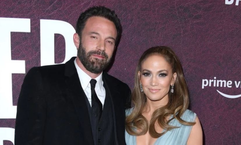 Ben Affleck: Αρνείται ότι φλέρταρε ξανθιά καλλονή λίγο πριν την επανασύνδεσή του με τη JLo
