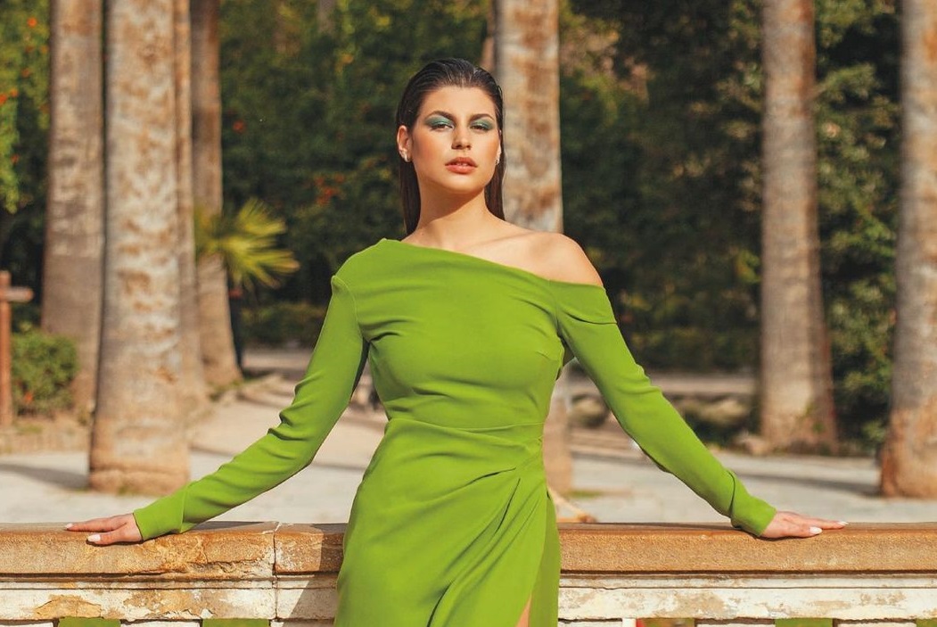 Η Δανάη Παππά στο HELLO! για τον «Σασμό», την κριτική και τη σχέση της με το σύντροφό της
