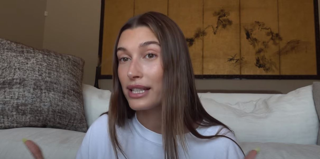 Hailey Bieber για το εγκεφαλικό επεισόδιο που είχε: Τα πρώτα συμπτώματα και η άμεση επέμβαση