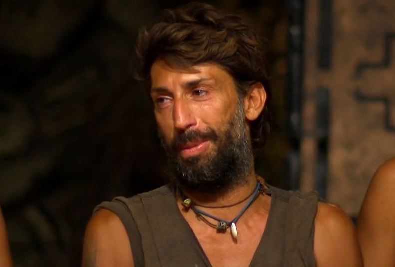 Survivor – Κωνσταντίνος Εμμανουήλ: Αποχώρησε με δάκρυα στα μάτια