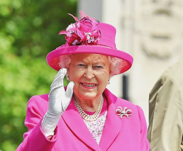 Βασίλισσα Ελισάβετ: Δεν θα παραστεί στην εκδήλωση του Ιωβηλαίου της Παρασκευής – Η κατάσταση της υγείας της