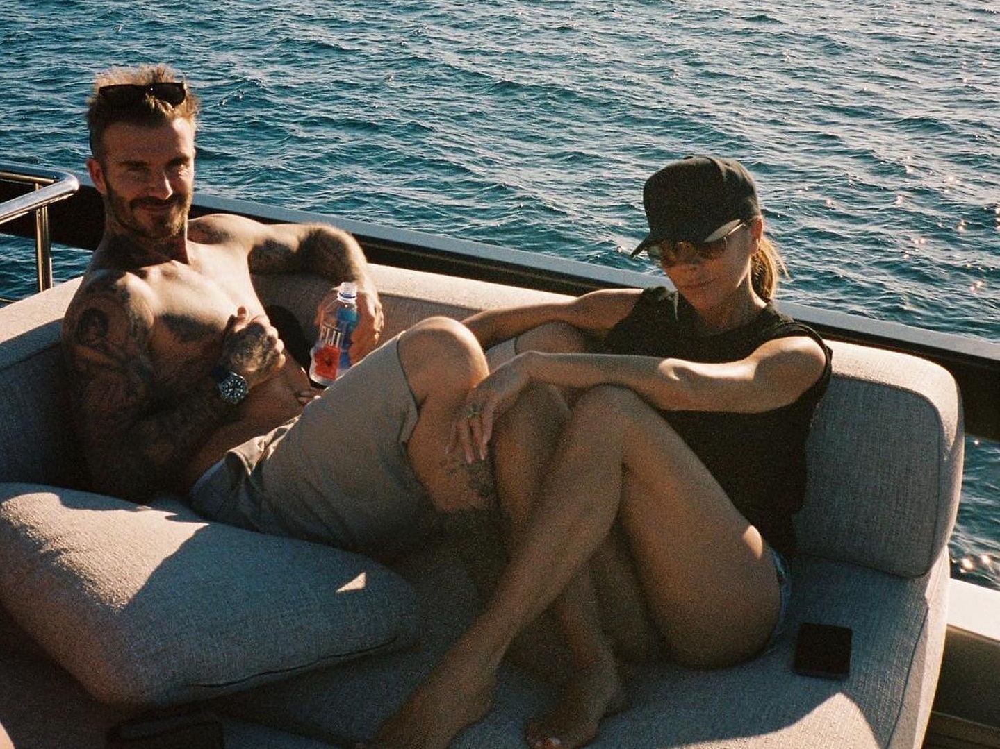 Victoria Beckham: Η φωτογραφία του David και της Harper που δίχασε τους θαυμαστές τους