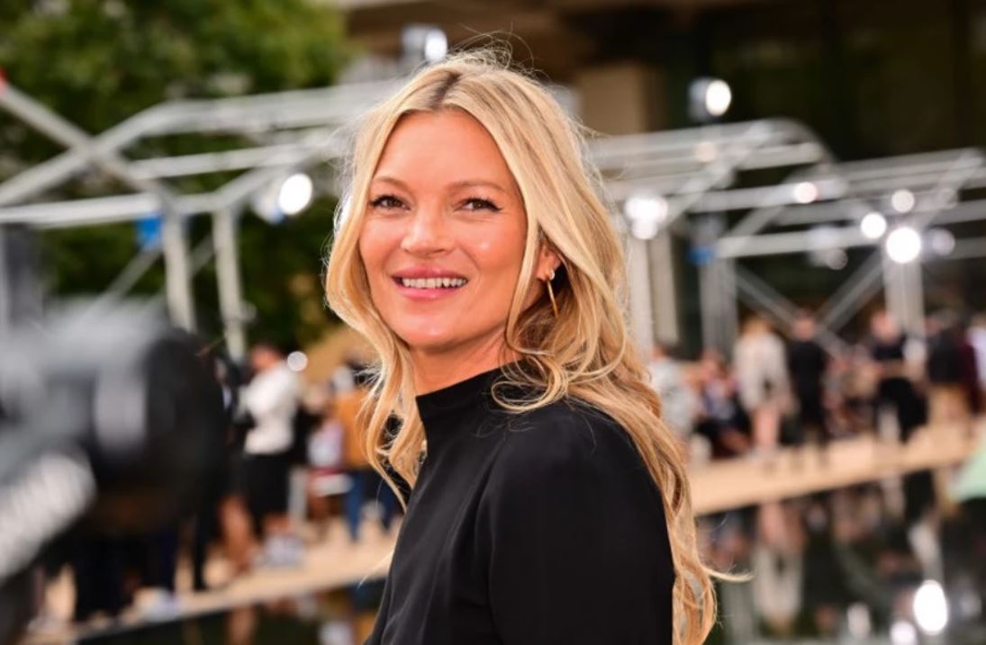 Kate Moss: Σε μια σπάνια συνέντευξη, μιλά για την κατάθεση υπέρ του Jonny Depp στο δικαστήριο