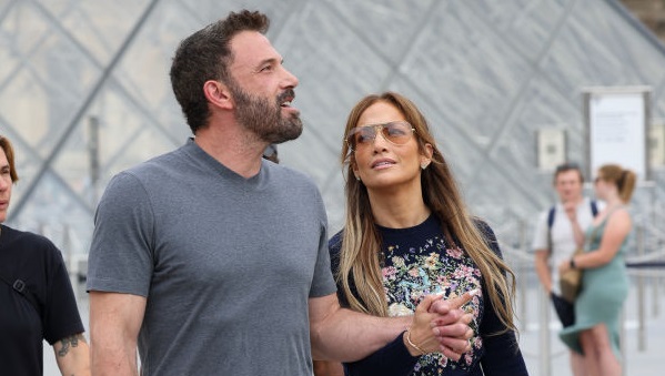 Παιδί με παρένθετη μητέρα για τη Jennifer Lopez και τον Ben Affleck;