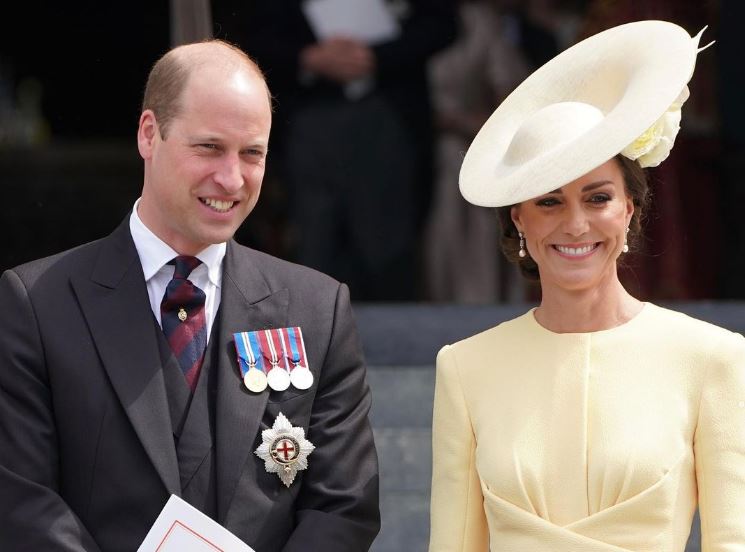 O πρίγκιπας και η πριγκίπισσα της Ουαλίας επιστρέφουν στα βασιλικά τους καθήκοντα- Η νέα εμφάνισή τους