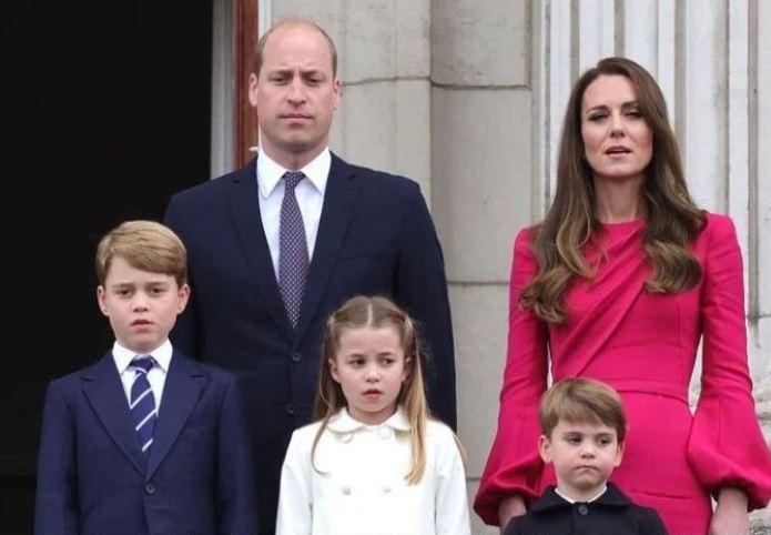 Πρίγκιπας William – Kate Middleton: Ο τρόπος με τον οποίο παρηγόρησαν τα παιδιά τους μετά το θάνατο της βασίλισσας