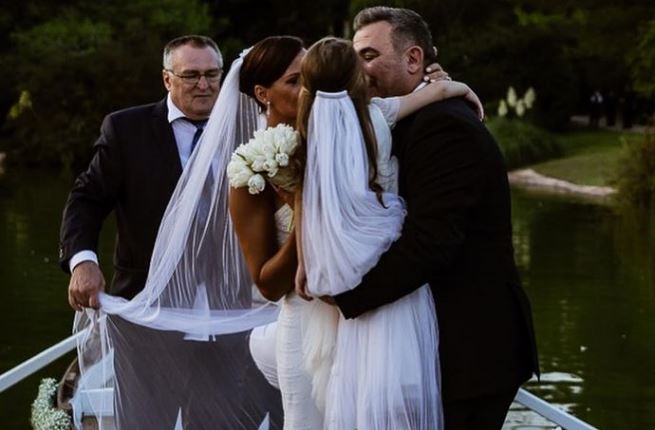 Αντώνης Ρέμος- Υβόννη Μπόσνιακ: Οι αδημοσιεύτες φωτογραφίες από το γάμο τους