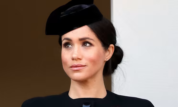 Meghan Markle: Το κρυφό μήνυμα πίσω από το ντύσιμό της