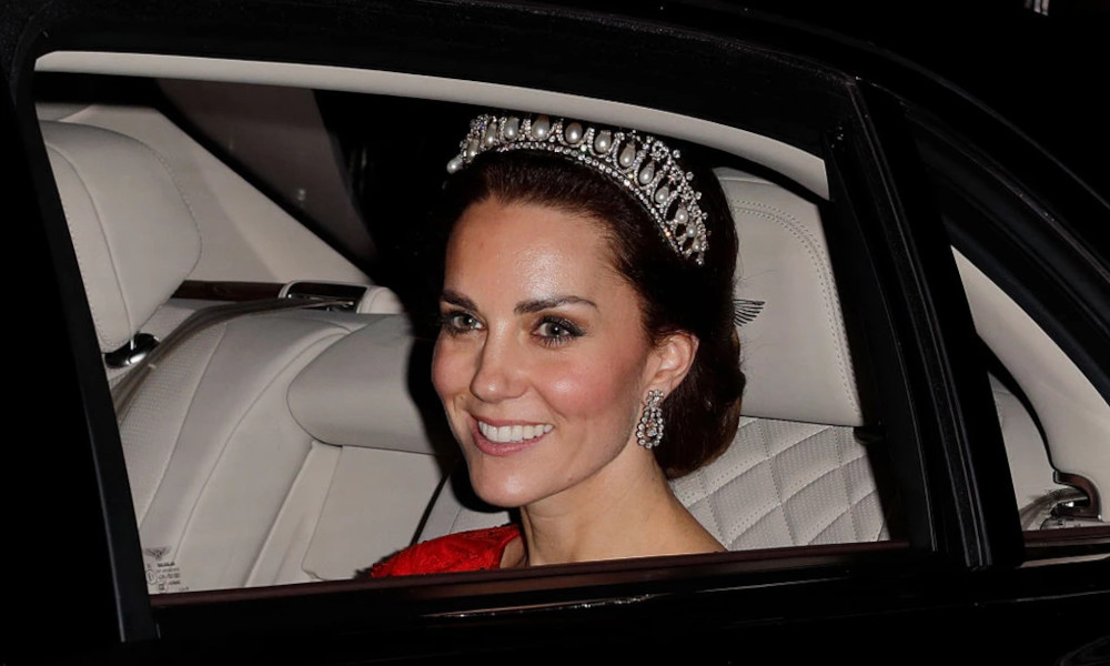 Kate Middleton: Το απλό και έξυπνο κόλπο της για να έχει το τέλειο χτένισμα  