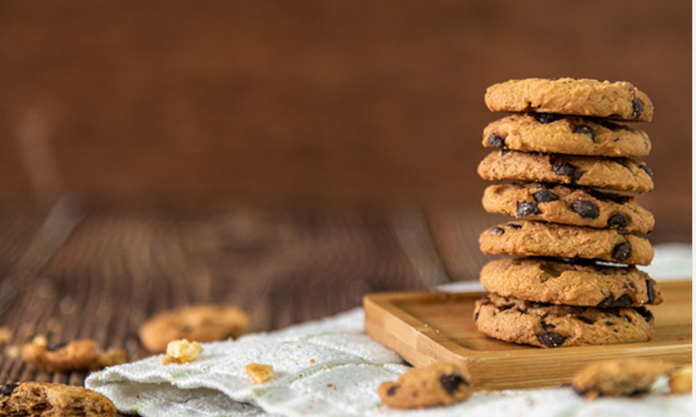 Μπισκότα με κομμάτια σοκολάτας: Η πιο εύκολη συνταγή που θα σας τρελάνει