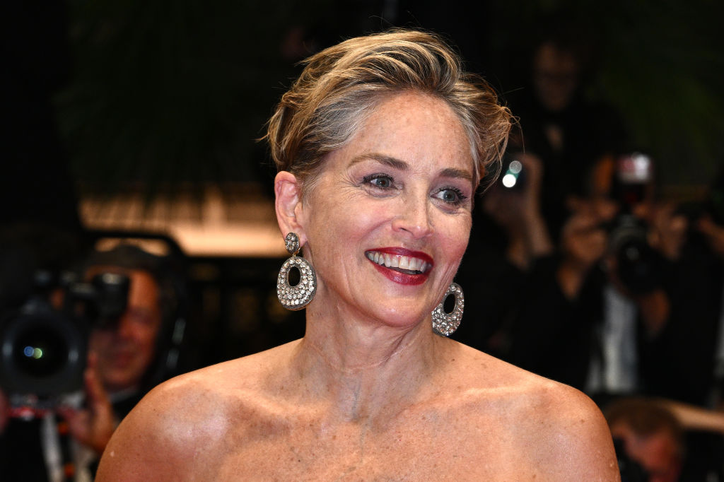 H Sharon Stone διεγνώσθη με νέο όγκο και υπεβλήθη σε επέμβαση