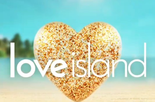 Παίκτρια του Love Island βγαίνει με μέλος της βασιλικής οικογένειας