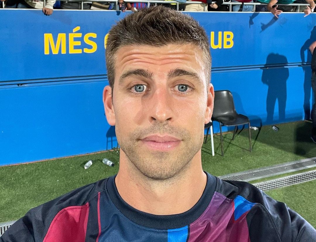 Gerard Pique: Τρυφερές αγκαλιές με την Clara Chia μετά το οριστικό αντίο στην Μπαρτσελόνα
