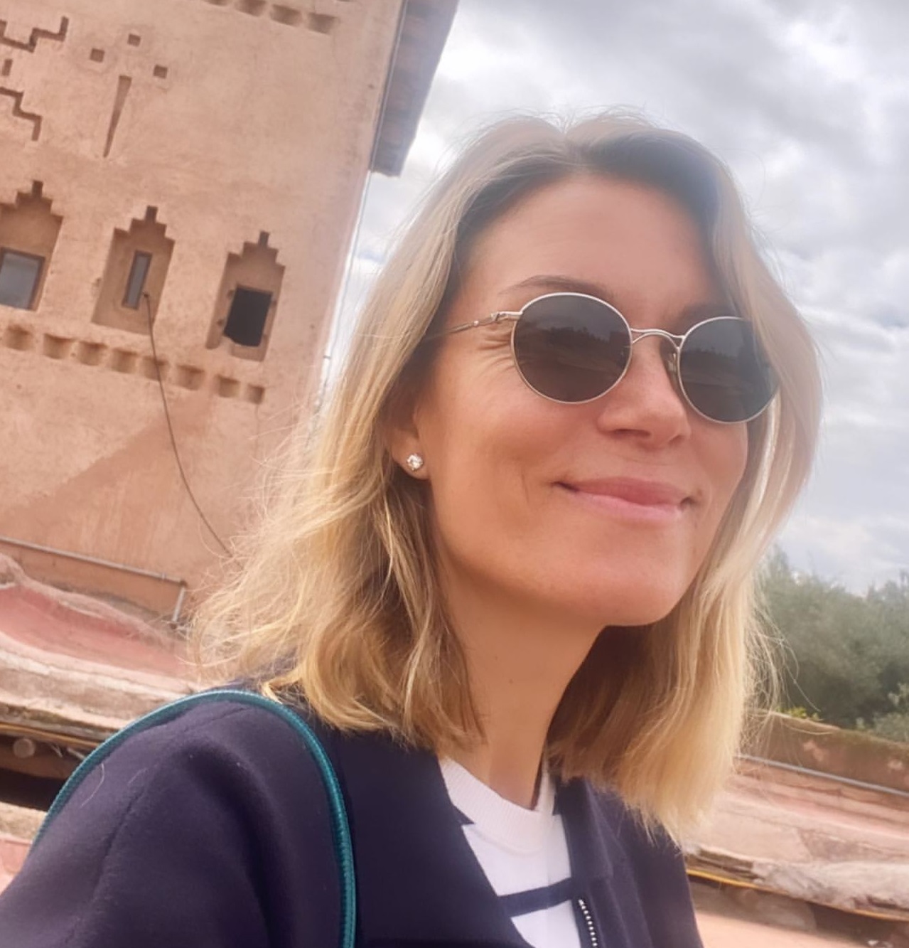 Βίκυ Καγιά: Ταξίδεψε οικογενειακώς στο Μαρόκο – Τα παιδιά κλέβουν την παράσταση