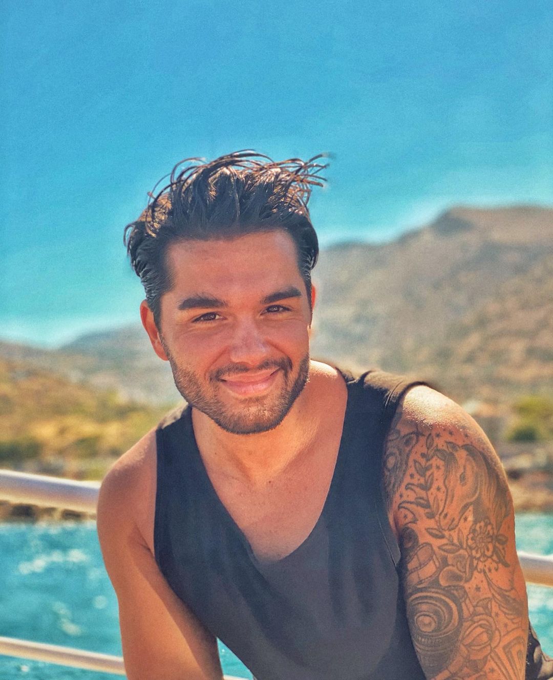 Ο Χρήστος Μάστορας κάνει push ups και οι followers «λιώνουν»