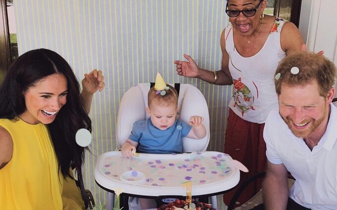 Ο πρίγκιπας Άρτσι γιορτάζει τα γενέθλιά του – Η φωτογραφία που τιμά τη μνήμη της Νταϊάνα