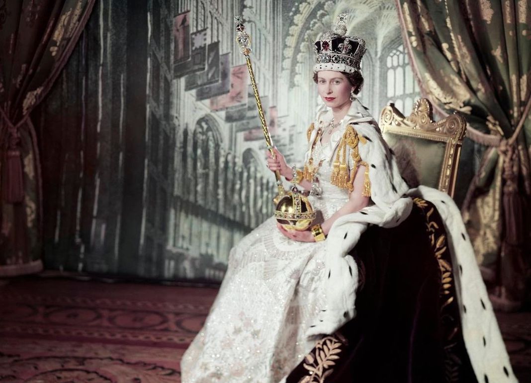 Το παλάτι μοιράζεται σπάνια φωτογραφία της βασίλισσας Ελισάβετ
