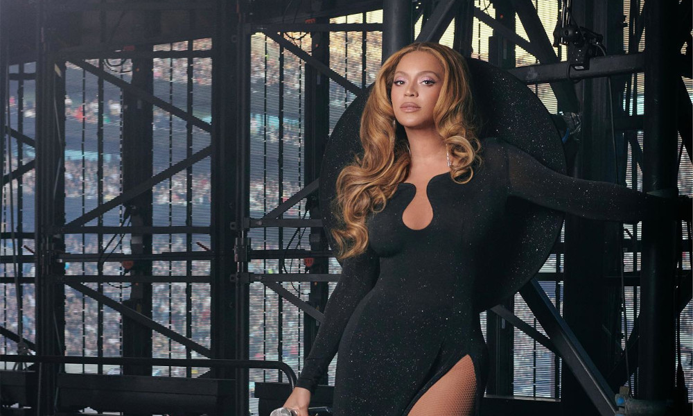 Η Beyonce αποθεώθηκε με δημιουργία της Μαίρης Κατράντζου