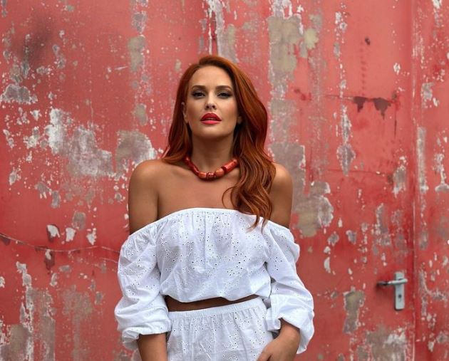 Σίσσυ Χρηστίδου: Για αγορές στα Zara- Το εκπτωτικό φόρεμα που της προσέλκυσε το ενδιαφέρον