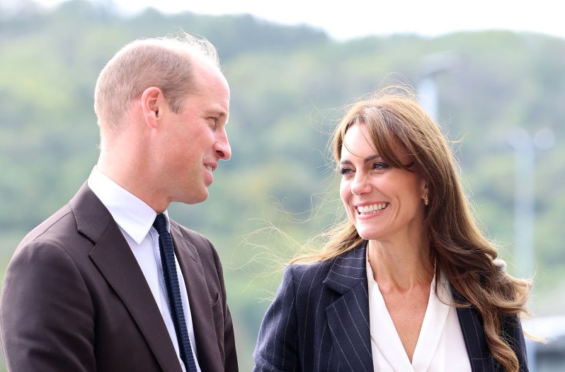 Βασιλιάς Κάρολος και Γουίλιαμ στηρίζουν την Κέιτ – Πώς την βοηθούν στην ανάρρωση
