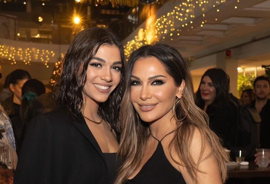 Δέσποινα Βανδή: Η ανάρτησή της με την κόρη της και τον σύντροφό της