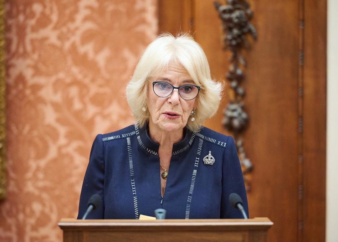 Βασίλισσα Καμίλα: Το κολιέ που σπάνια αποχωρίζεται είναι βαθιά συναισθηματικό – Η Κέιτ Μίντλετον έχει ανάλογο