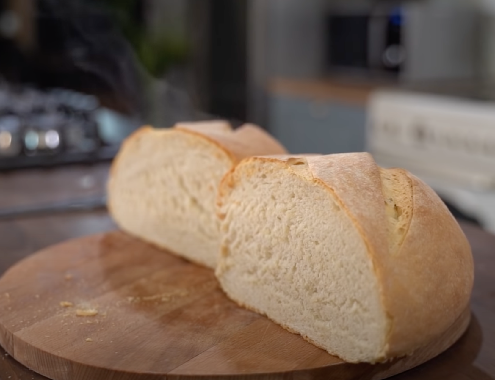 Επαγγελματική συνταγή για χωριάτικο ψωμί στο σπίτι!