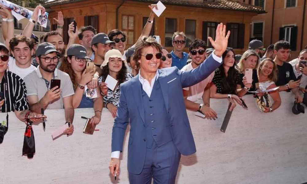Tom Cruise: Ταξίδι express στην Ελλάδα με το ιδιωτικό του τζετ